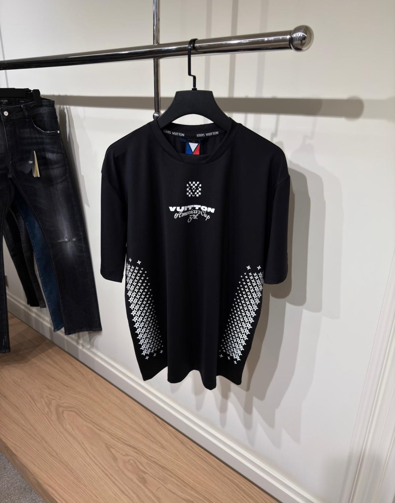 Camiseta Louis Vuitton F1 0400