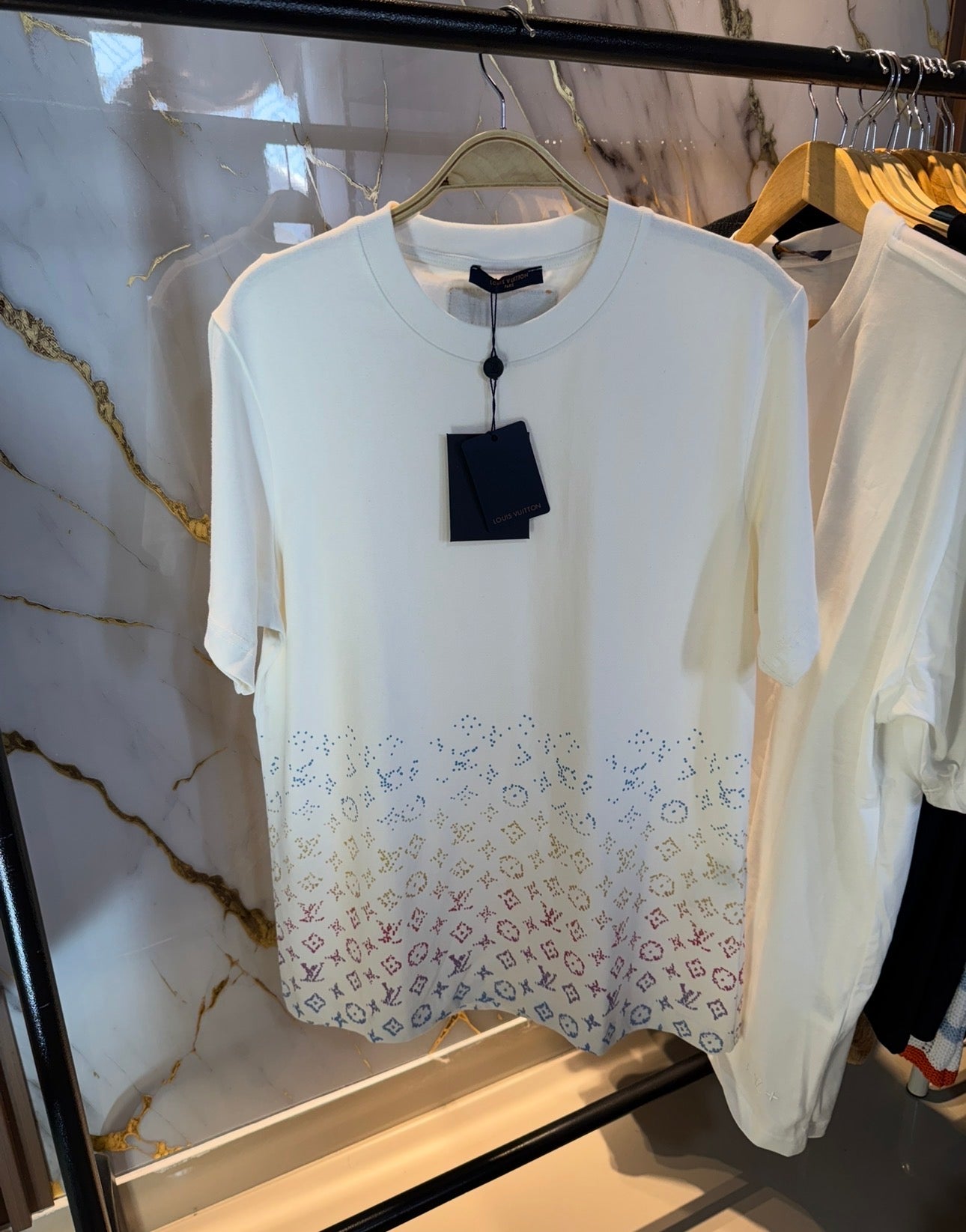Camiseta estampada Louis Vuitton 073