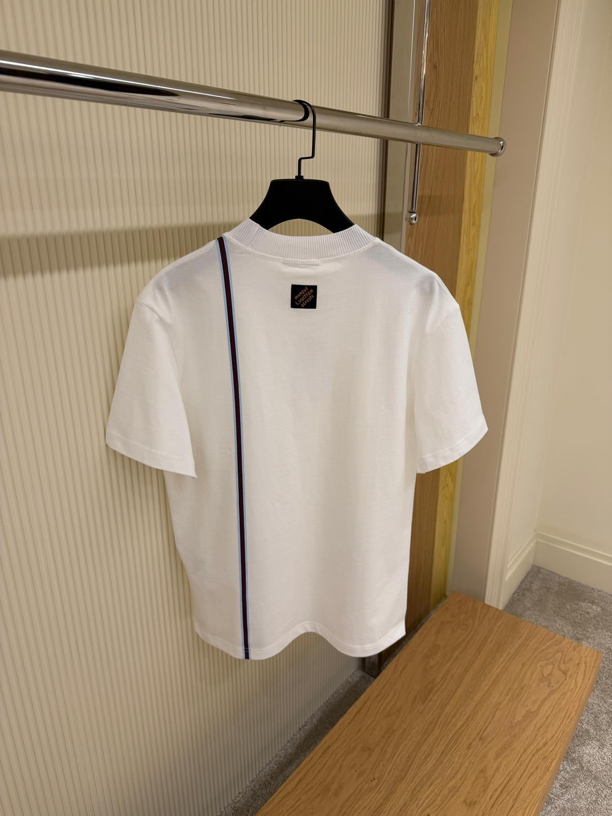 Louis Vuitton camiseta premium 0011