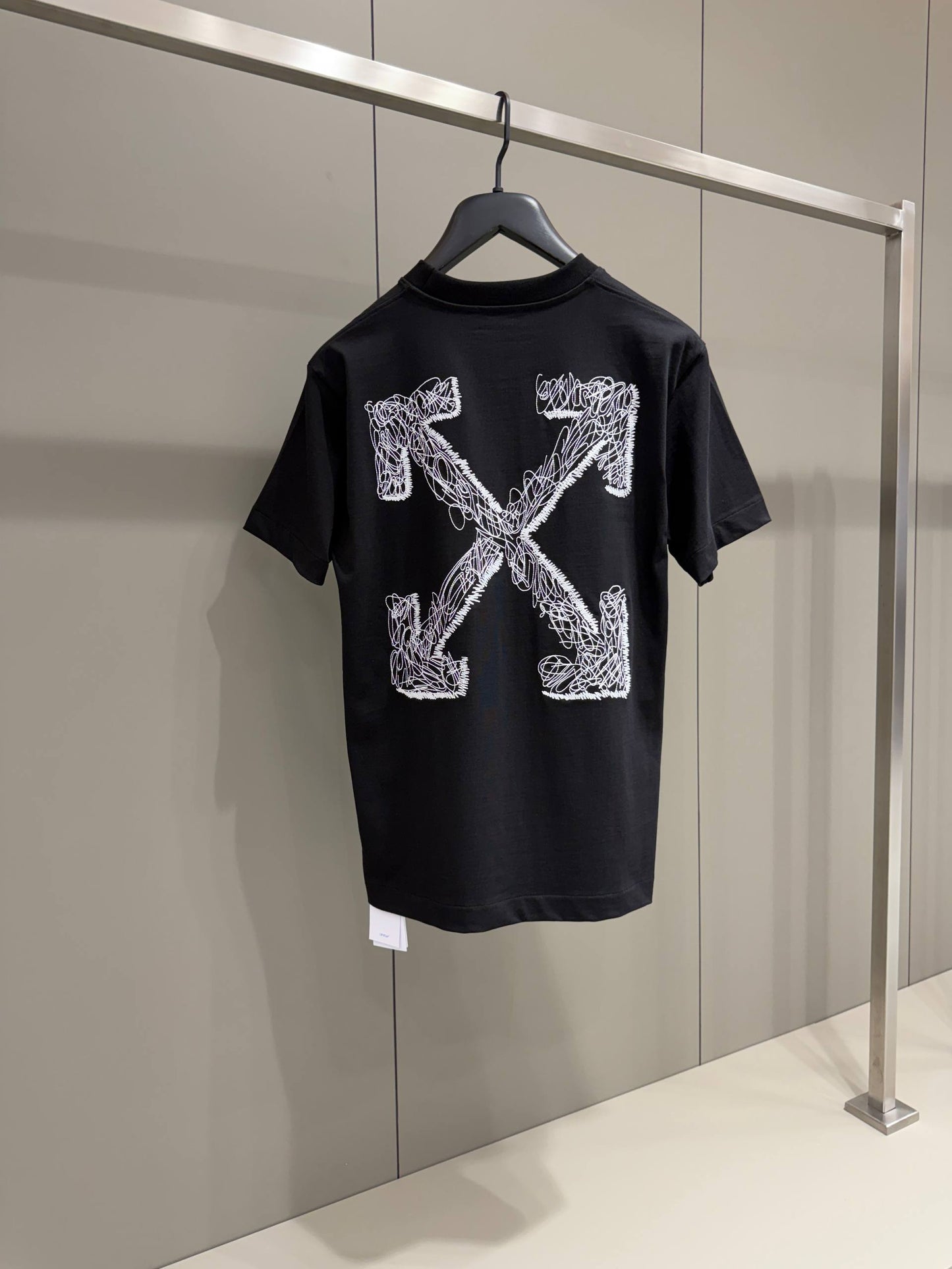 Camiseta off white 027