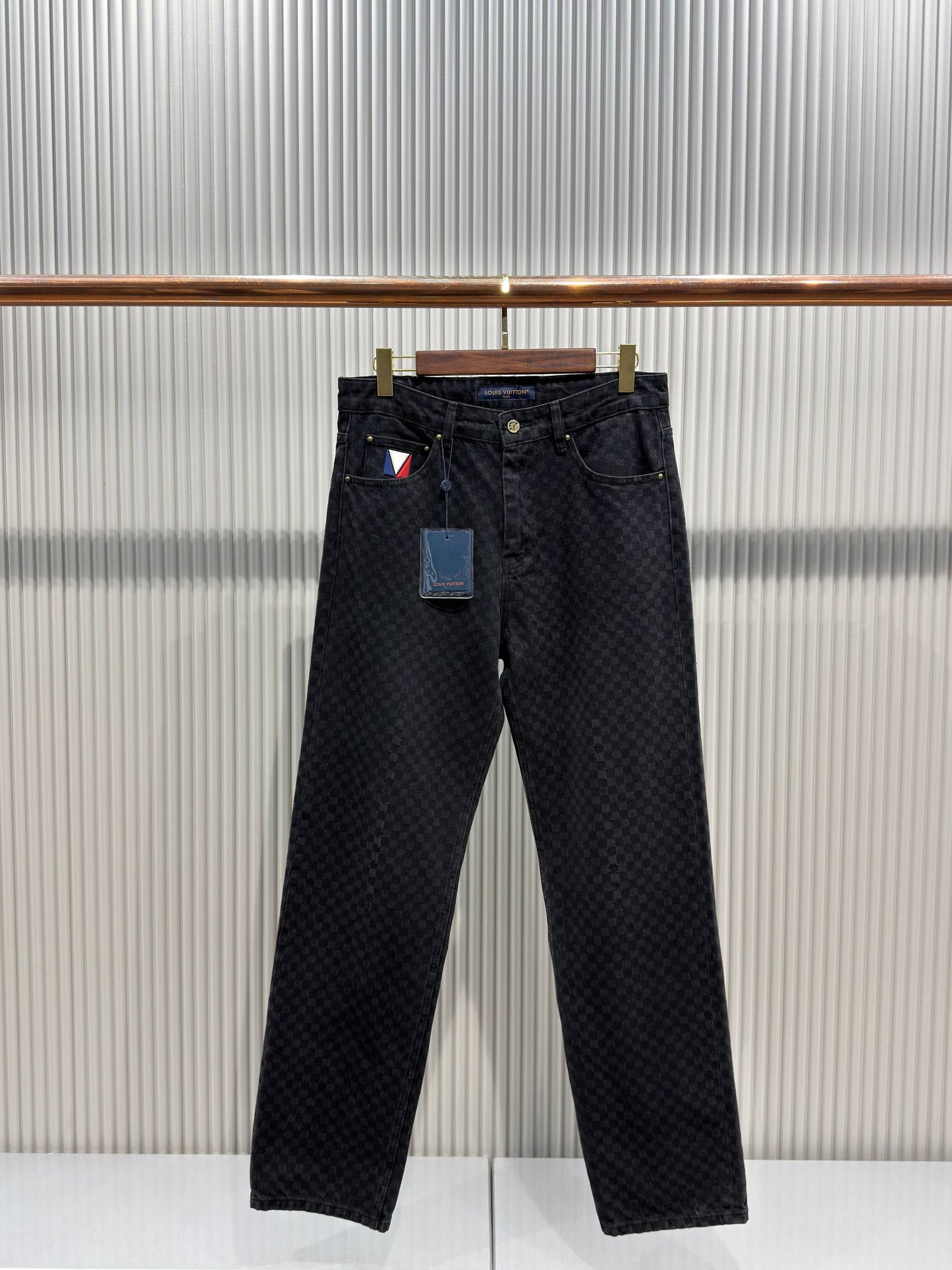 Jean Louis Vuitton 001