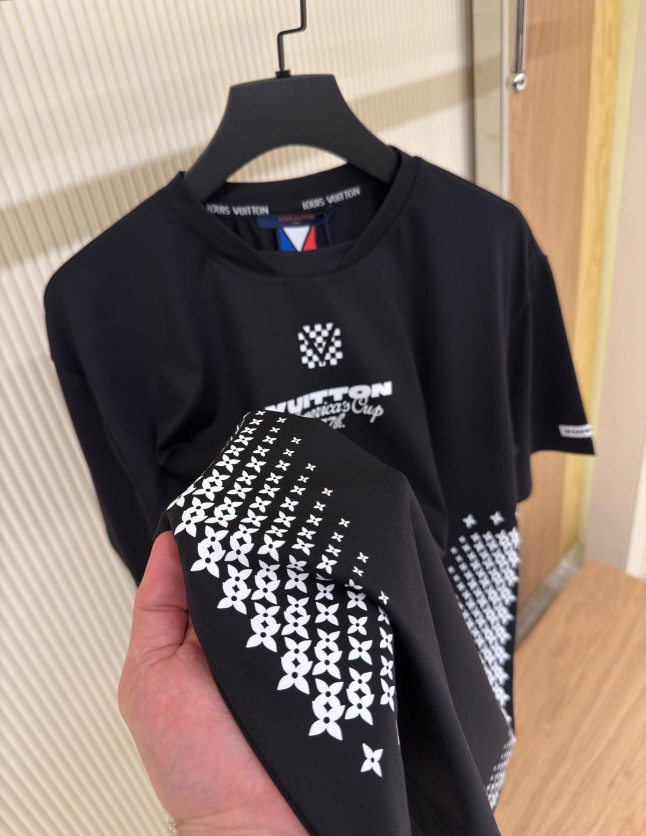 Camiseta Louis Vuitton F1 0400