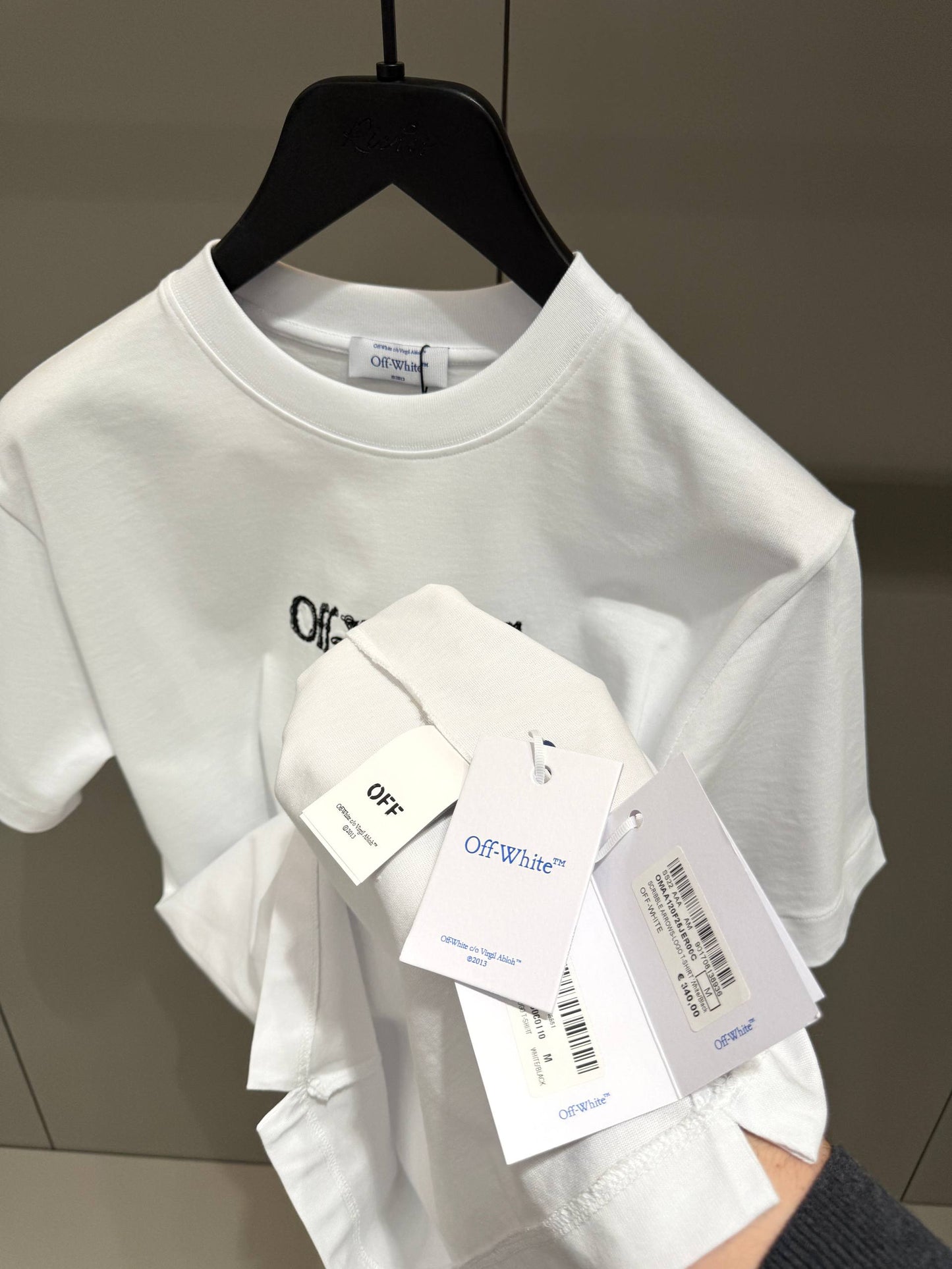 Camiseta OFF WHITE 010