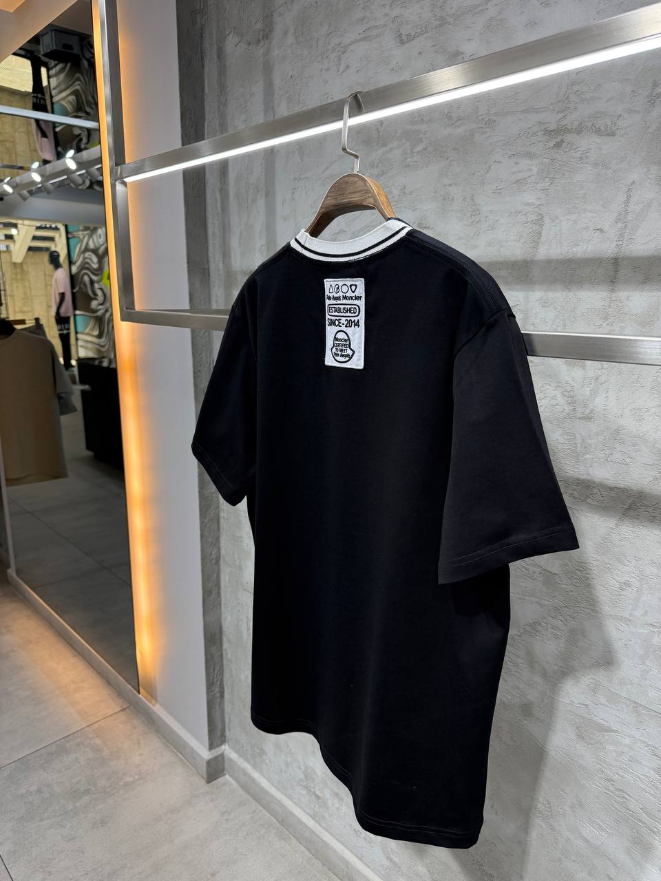 Camiseta Moncler 04