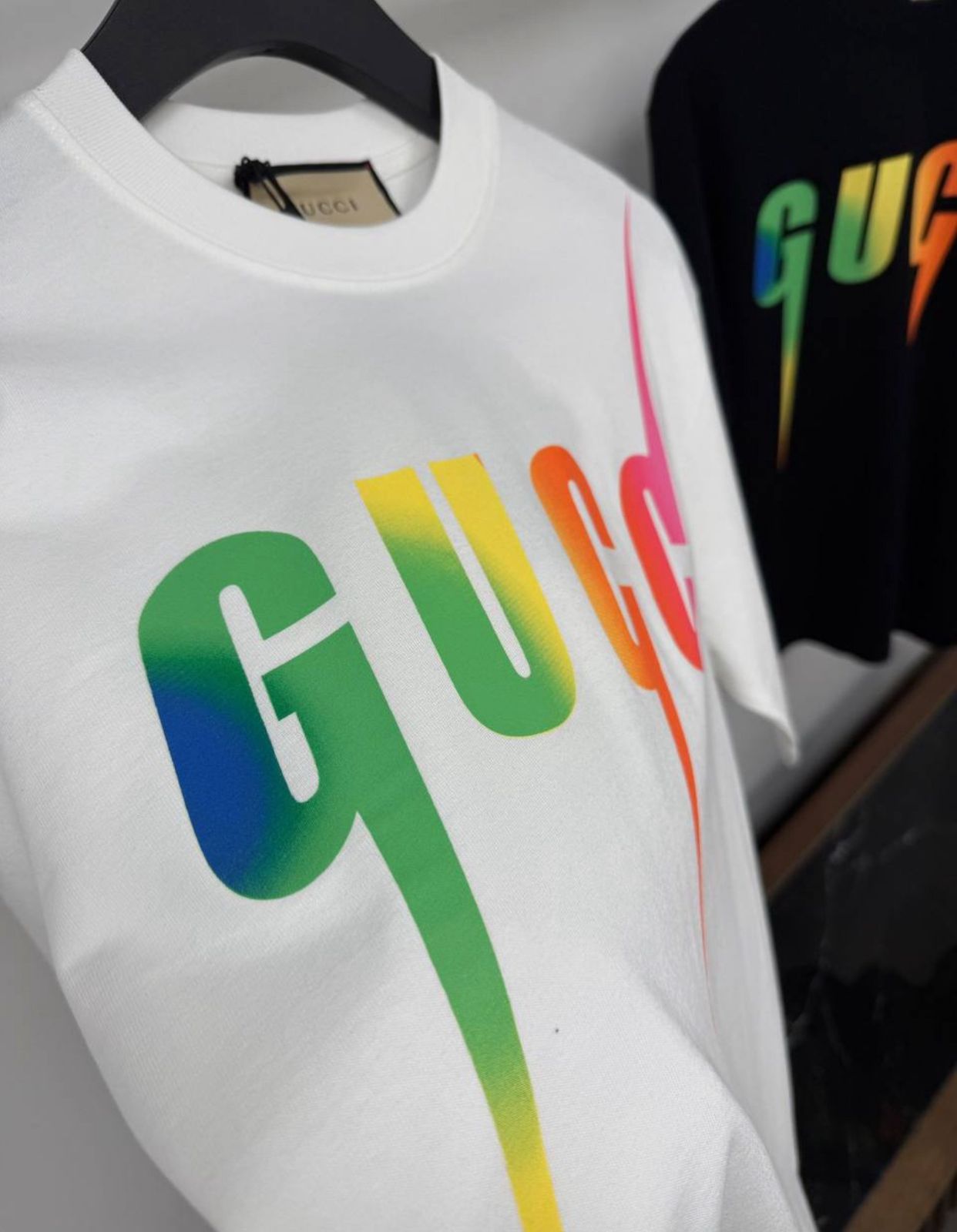 GUCCI (LOGO MULTICOLOR)